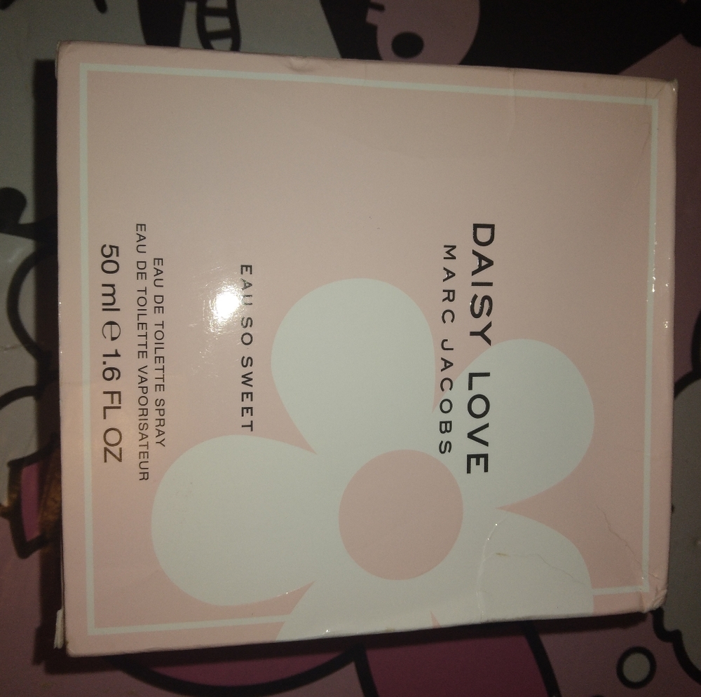 Marc Jacob's daisy love eu so sweet perfume fragrance